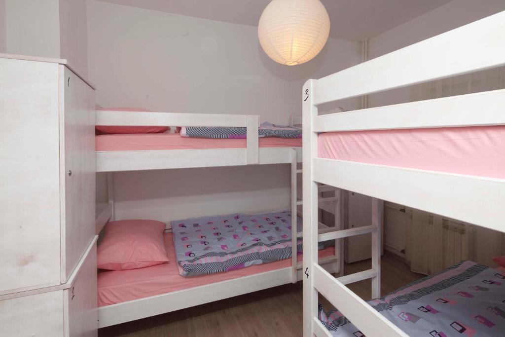 Pozitiv Hostel Загреб Номер фото